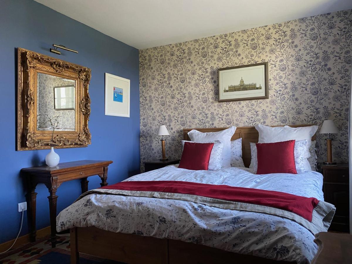Entire Farm House Stay, La Gerouardiere Barenton ภายนอก รูปภาพ